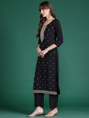 Ethnic Motifs Embroidered Kurta with Trousers & Dupatta 6