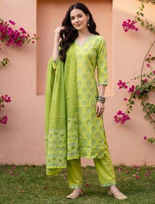 Women Ethnic Motifs Printed Regular Pure Cotton Kurta with Trousers & With Dupatta 1
