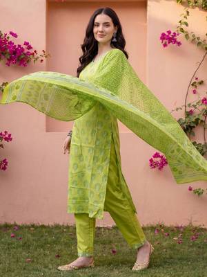 Women Ethnic Motifs Printed Regular Pure Cotton Kurta with Trousers & With Dupatta 3