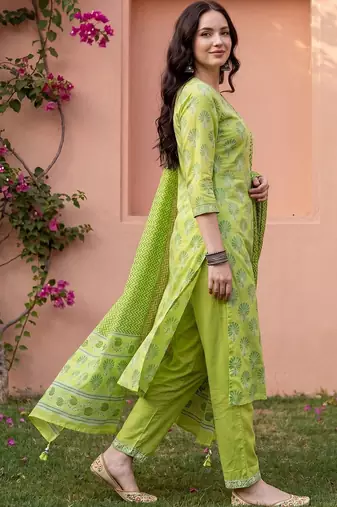 Women Ethnic Motifs Printed Regular Pure Cotton Kurta with Trousers & With Dupatta