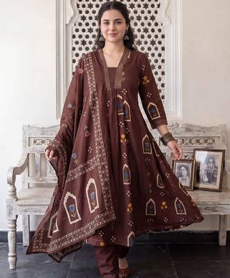 Women Floral Printed Regular Pure Cotton Kurta with Trousers & With Dupatta 1