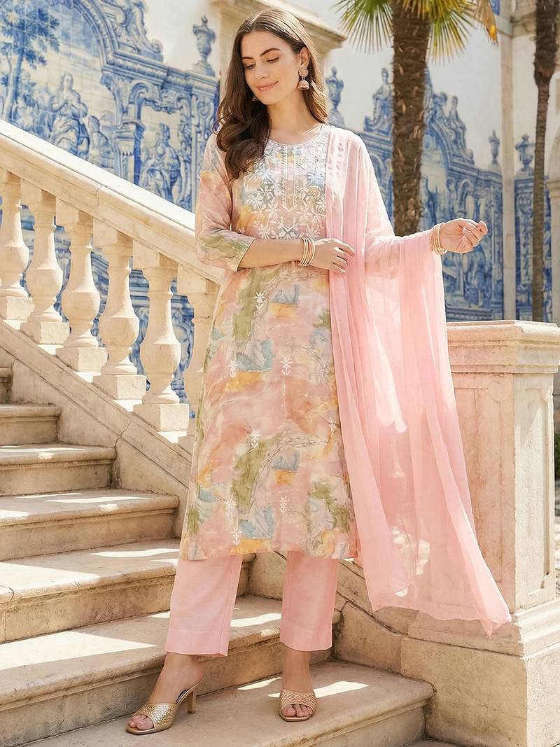 Women Floral Printed Regular Thread Work Kurta with Trousers & With Dupatta