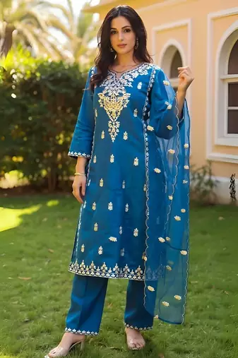Women Ethnic Motifs Embroidered Thread Work Kurta with Trousers & Dupatta