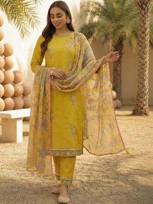 Women Floral Embroidered Regular Sequinned Kurta with Trousers & With Dupatta 1