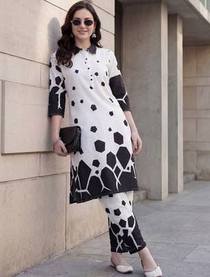 Women Printed Regular Pure Cotton Kurta with Palazzos 3