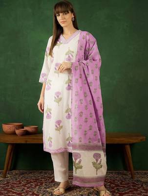 Women Floral Printed Regular Thread Work Pure Cotton Kurta with Trousers & With Dupatta 1