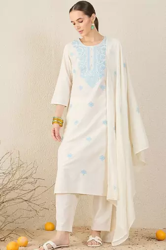 Women Floral Embroidered Cotton Kurta with Trousers & Dupatta