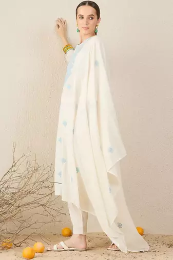 Women Floral Embroidered Cotton Kurta with Trousers & Dupatta
