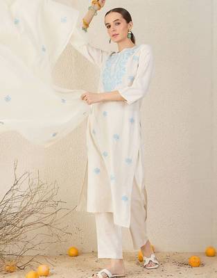Women Floral Embroidered Cotton Kurta with Trousers & Dupatta 5