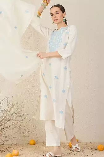 Women Floral Embroidered Cotton Kurta with Trousers & Dupatta