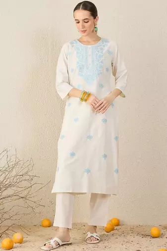 Women Floral Embroidered Cotton Kurta with Trousers & Dupatta