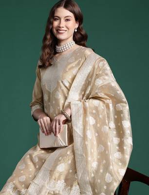 Woven Design Kurta With Trousers & Dupatta 1