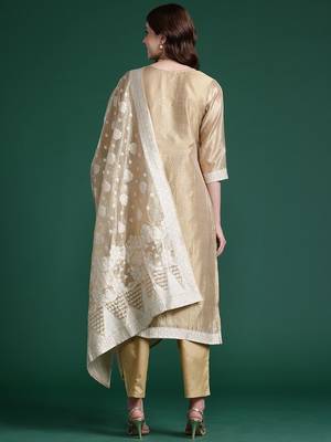 Woven Design Kurta With Trousers & Dupatta 7