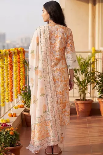 Women Floral Printed Regular Thread Work Pure Cotton Kurta with Trousers & With Dupatta