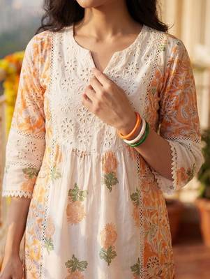 Women Floral Printed Regular Thread Work Pure Cotton Kurta with Trousers & With Dupatta 5