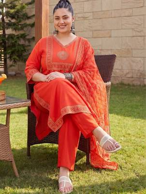 Plus Size Rust Printed Straight Kurta Trousers With Dupatta Set 5