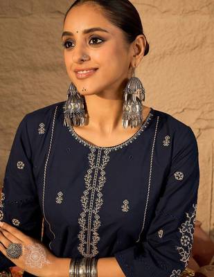 Women Ethnic Motifs Embroidered Pure Cotton A-Line Kurta with Trouser 2
