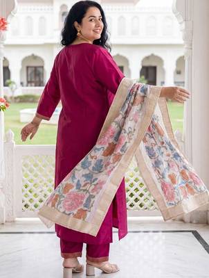 Women Regular Beads and Stones Kurta with Trousers & With Dupatta 2