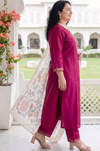 Women Regular Beads and Stones Kurta with Trousers & With Dupatta