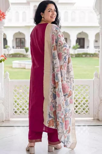 Women Regular Beads and Stones Kurta with Trousers & With Dupatta