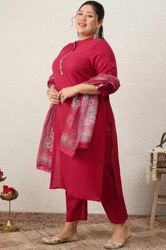 Plus Size Embroidered Regular Kurta with Trousers & With Dupatta