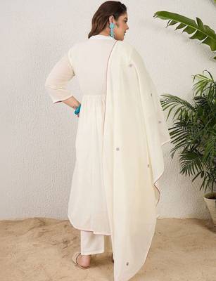 Plus Size Thread Work Pure Cotton Kurta with Trousers & With Dupatta 4