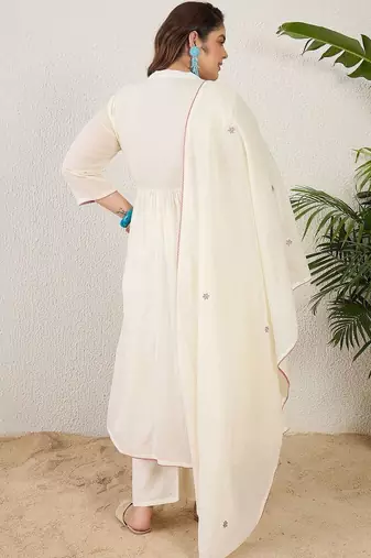 Plus Size Thread Work Pure Cotton Kurta with Trousers & With Dupatta