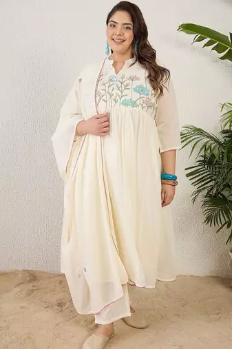 Plus Size Thread Work Pure Cotton Kurta with Trousers & With Dupatta
