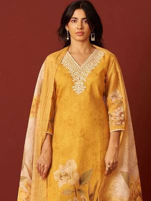 Women Floral Embroidered Cotton Kurta with Trousers & Dupatta 1