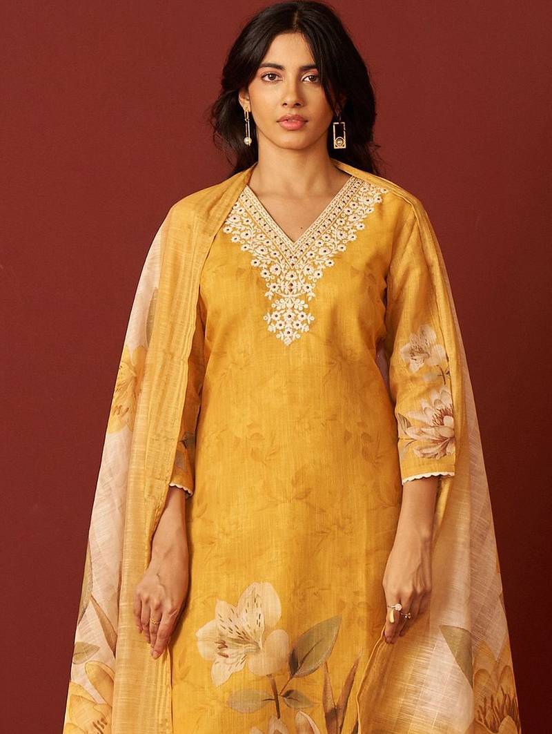 Women Floral Embroidered Cotton Kurta with Trousers & Dupatta