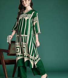 Women Printed Beads and Stones Kurta with Palazzos