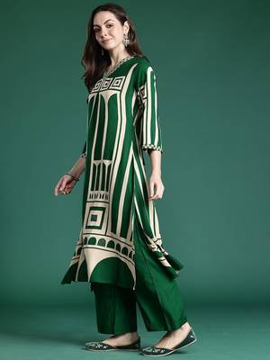 Women Printed Beads and Stones Kurta with Palazzos 5