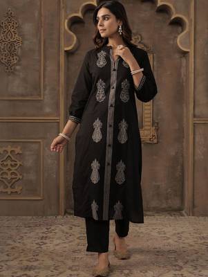 Embroidered Mandarin Collar Thread Work Pure Cotton Kurta With Trousers & Dupatta 5