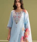 Women Ethnic Motifs Embroidered Thread Work Kurta with Trousers & With Dupatta