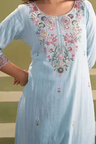 Women Ethnic Motifs Embroidered Thread Work Kurta with Trousers & With Dupatta