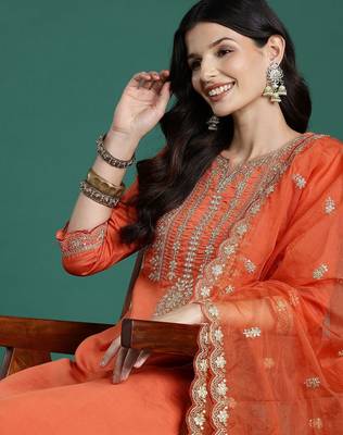 Ethnic Motifs Embroidered Gotta Patti Kurta With Trousers & Dupatta 1