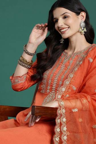 Ethnic Motifs Embroidered Gotta Patti Kurta With Trousers & Dupatta