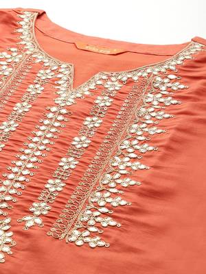 Ethnic Motifs Embroidered Gotta Patti Kurta With Trousers & Dupatta 2