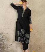 Women Floral Embroidered V-Neck Thread Work Pure Cotton Kurta with Trousers