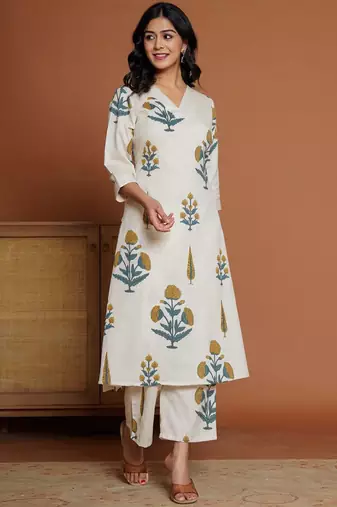 Women Floral Printed Regular Pure Cotton Kurta with Palazzos