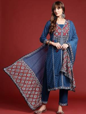 Ethnic Motifs Printed Thread Work Kurta with Trousers & Dupatta 5