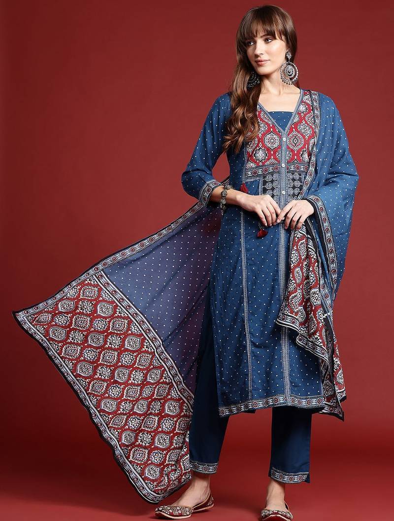 Ethnic Motifs Printed Thread Work Kurta with Trousers & Dupatta