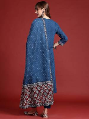 Ethnic Motifs Printed Thread Work Kurta with Trousers & Dupatta 7