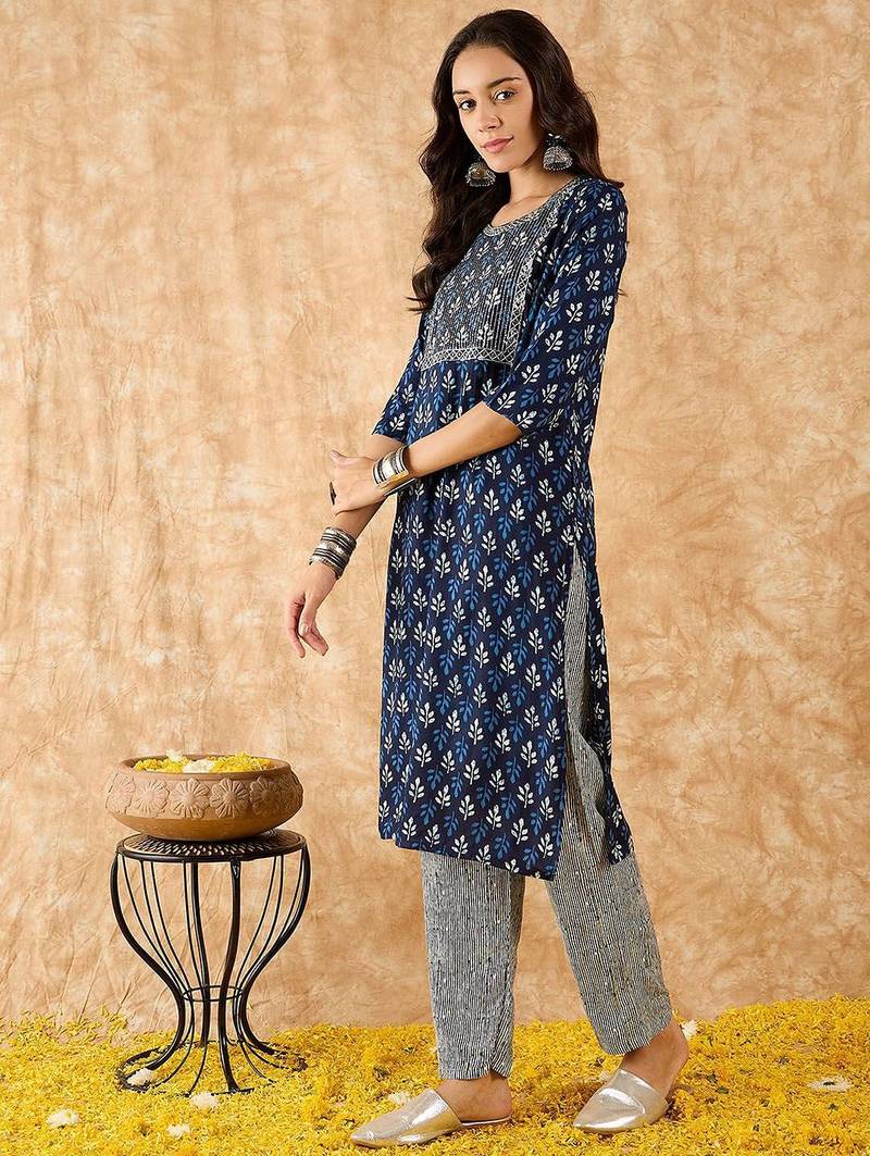 Ethnic Motifs Printed Straight Sequinned Kurta with Trousers