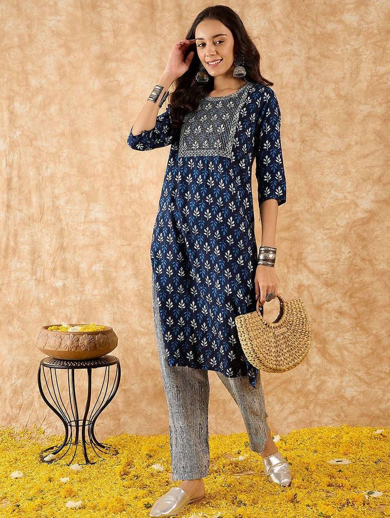 Ethnic Motifs Printed Straight Sequinned Kurta with Trousers