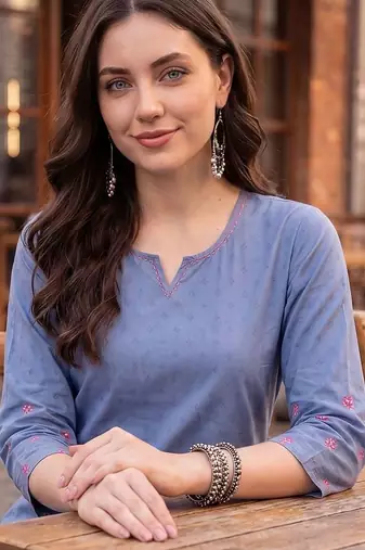 Women Floral Printed Regular Pure Cotton Kurta with Trousers