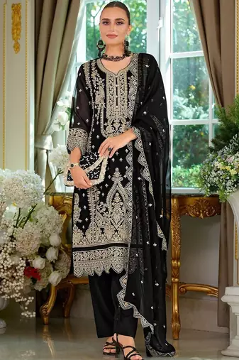 Ethnic Motifs Embroidered V-Neck Thread Work Kurta With Trousers & Dupatta