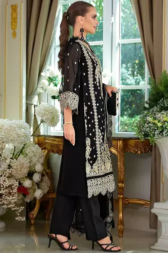 Ethnic Motifs Embroidered V-Neck Thread Work Kurta With Trousers & Dupatta