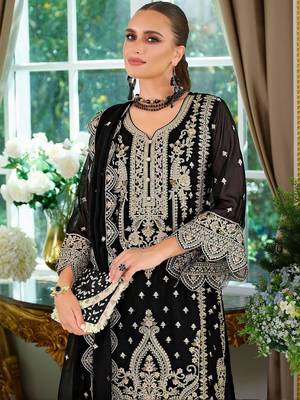 Ethnic Motifs Embroidered V-Neck Thread Work Kurta With Trousers & Dupatta 6
