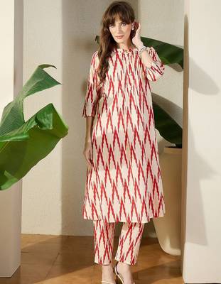 Women Ethnic Motifs Printed Pleated Pure Cotton Kurta with Trousers 1